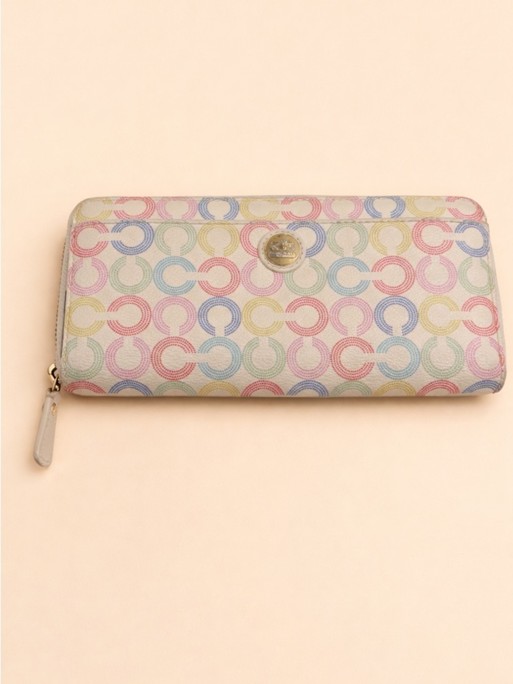 COACH ZIP AROUND WALLET